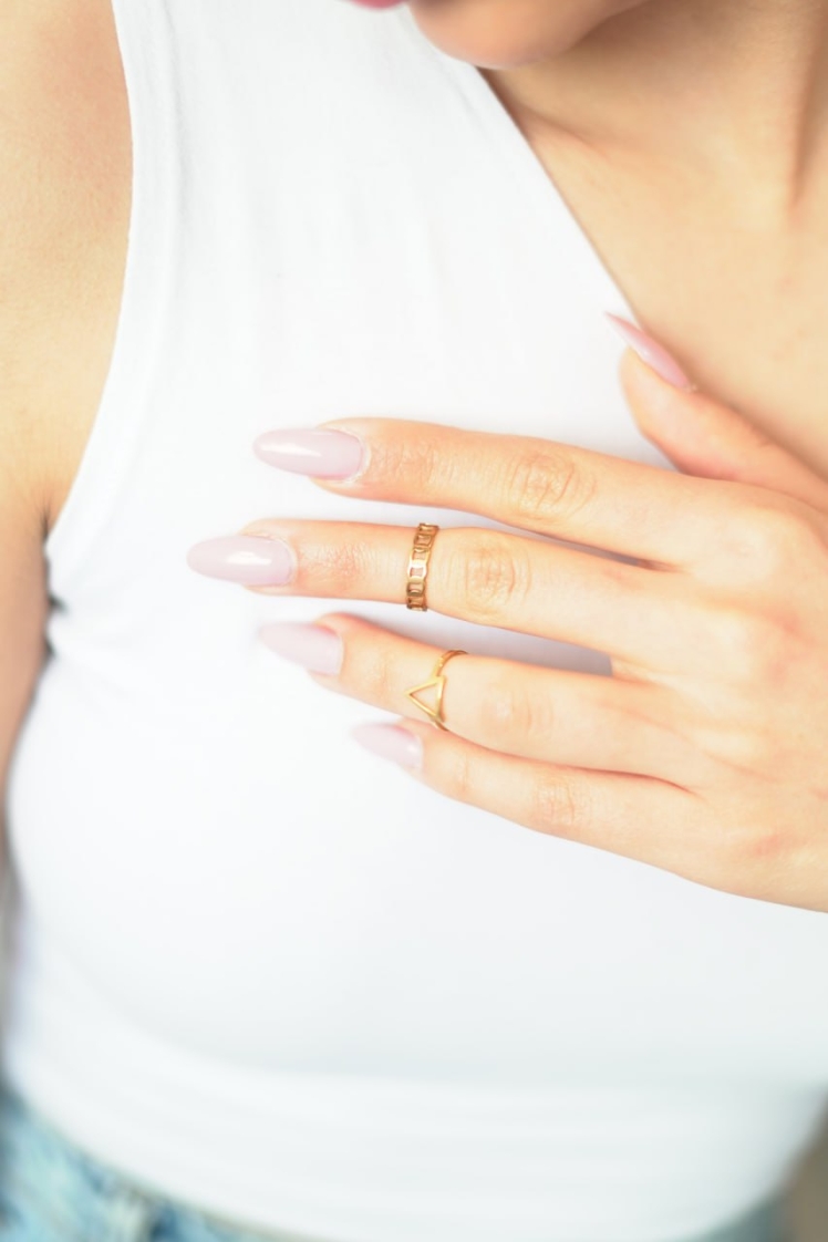 ۷ اکسسوری زنانه که هر خانم شیک‌پوش باید داشته باشد